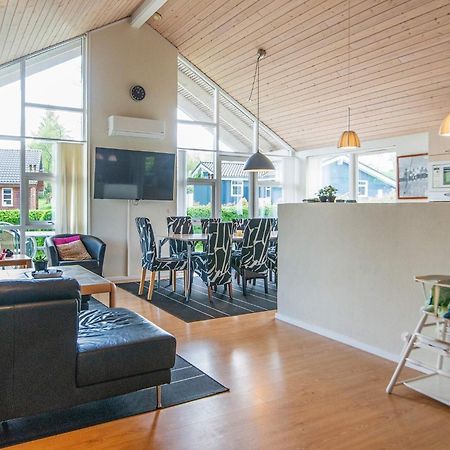 12 Person Holiday Home In Aabenraa Loddenhøj المظهر الخارجي الصورة