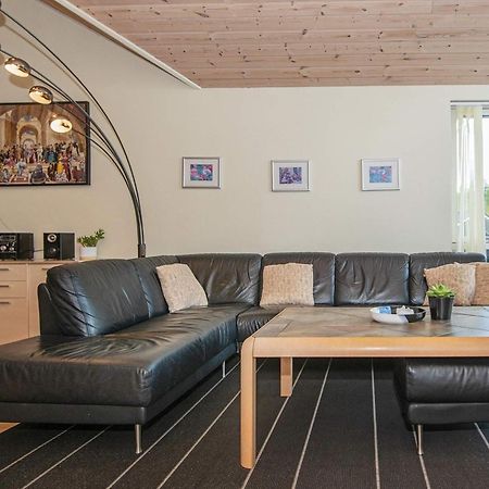 12 Person Holiday Home In Aabenraa Loddenhøj المظهر الخارجي الصورة