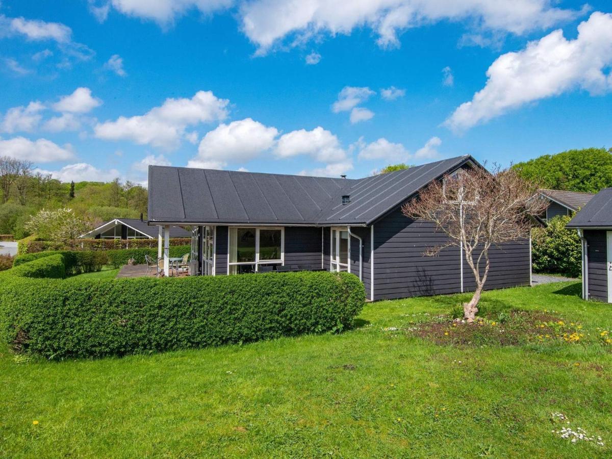 12 Person Holiday Home In Aabenraa Loddenhøj المظهر الخارجي الصورة